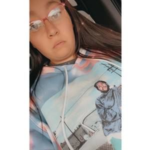 Meet your Posher, Tiffany